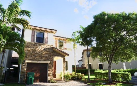 11362 SW 239th St, Homestead, FL 33032