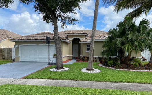19137 NW 23rd St, Pembroke Pines, FL 33029