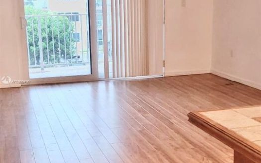 7000 NW 186th St, Hialeah, FL 33015