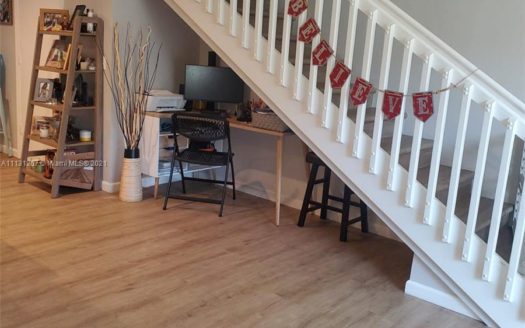 1360 Veracruz Ln #2-8, Weston, FL 33327-1729