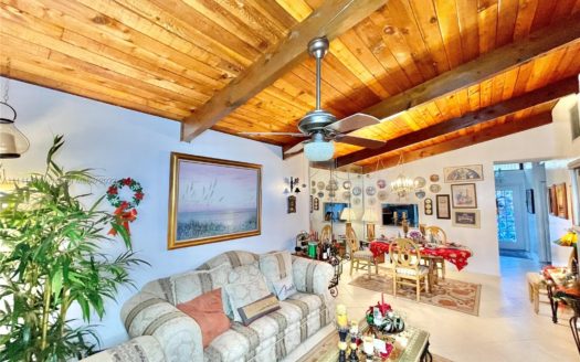 123 Briarwood Cir #2-5, Hollywood, FL 33024-1303