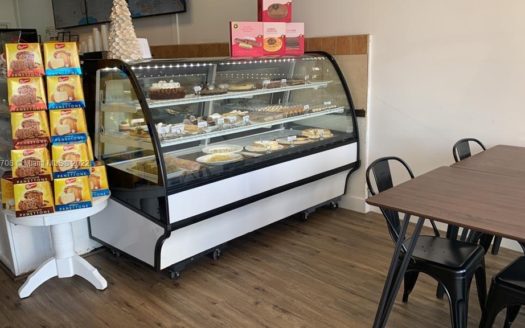 18240 COLLINS AV, Sunny Isles Beach, FL 33160