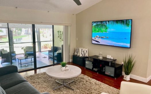 343 Fairway Cir #63, Weston, FL 33326-1415