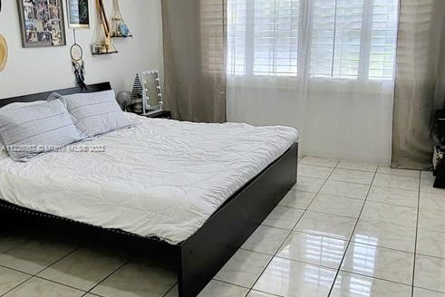 200 S Broadway,  Lantana, FL 33462-2833