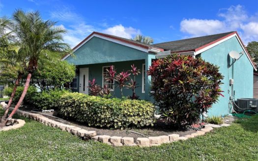 1260 SW 73RD AVE,  North  Lauderdale, FL 33068