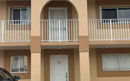 7011 W 29th Ave #211,  Hialeah, FL 33018-5384