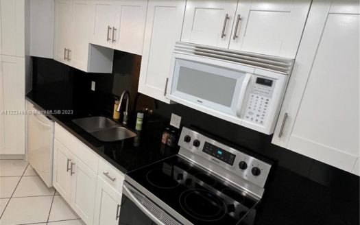 6921 Environ Blvd #2P,  Lauderhill, FL 33319-4209