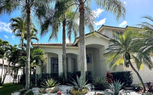 2556 Jardin Mnr,  Weston, FL 33327-1523