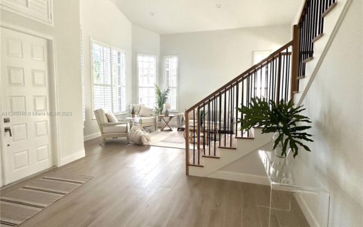 2556 Jardin Mnr,  Weston, FL 33327-1523