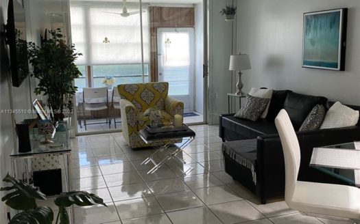 8300 Sunrise Lakes Blvd #107,  Sunrise, FL 33322-1513