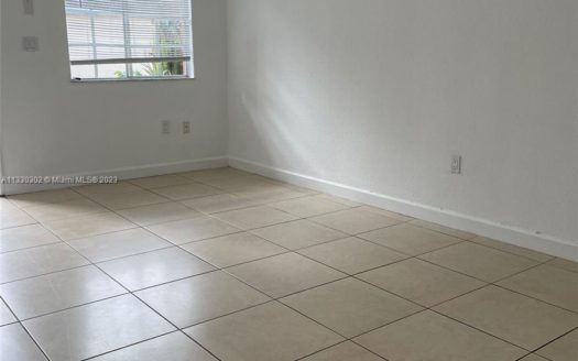 8500 SW 150TH AVE UNIT#105 Miami, FL 33193