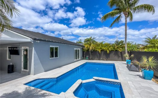 5253 SW 145TH AVE, Miami, FL 33175