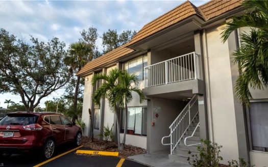 1830 Maravilla AVE #107 Fort Myers, FL 33901