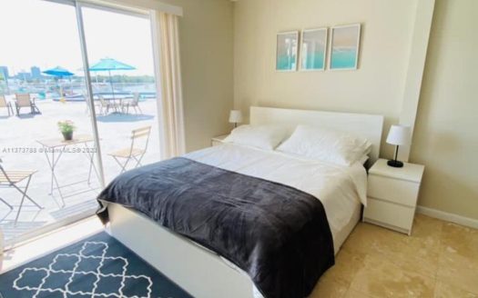 7904 West Dr #110,  North Bay Village, FL 33141-5506