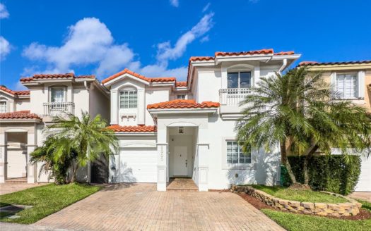 6903 NW 109th Ave,  Doral, FL 33178-3730