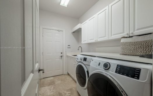 2707 Pinehurst,  Weston, FL 33332-1807