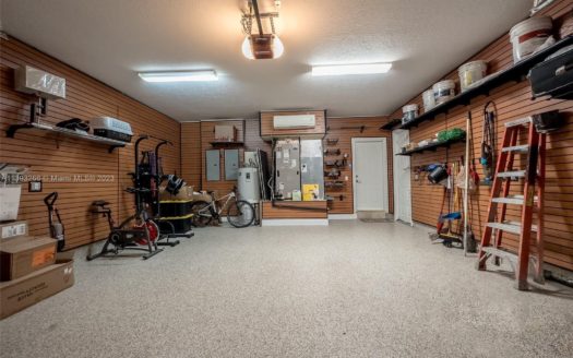 2707 Pinehurst,  Weston, FL 33332-1807