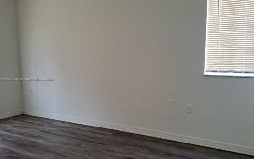 5035 Wiles Rd #101,  Coconut Creek, FL 33073-4208