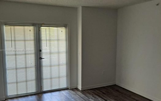 5035 Wiles Rd #101,  Coconut Creek, FL 33073-4208