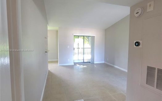4046 NW 87th Ave #4046,  Sunrise, FL 33351-6589