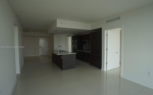 7825 NW 107th Ave #301,  Doral, FL 33178-4435