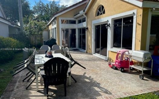 10037 Nw 5th St #0,  Plantation, FL 33324-7057