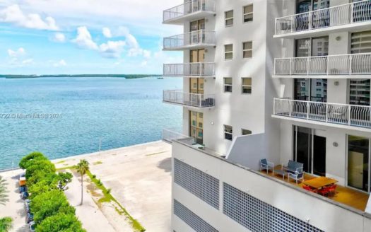 1200 Brickell Bay Dr #1404,  Miami, FL 33131-3252