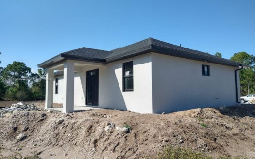 3706 E 19TH ST,  Lehigh Acres, FL 33972