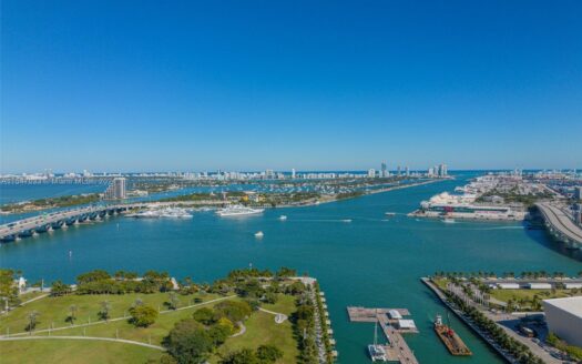 900 Biscayne Blvd #5108,  Miami, FL 33132-1575