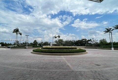 2681 N Flamingo Rd #1903S,  Sunrise, FL 33323-1738