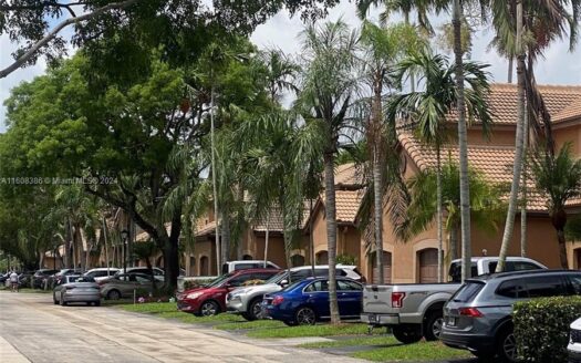 1360 Veracruz Ln #2-8,  Weston, FL 33327-1729