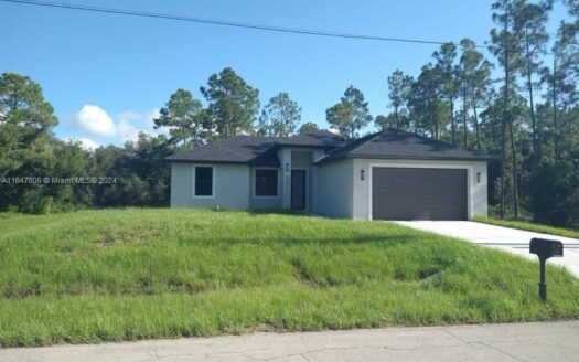 2003 E 15t St #N/A,  Lehigh Acres, FL 33972