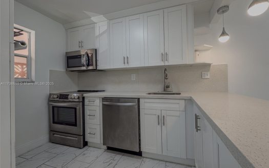 7610 Stirling Rd #207F Davie, FL 33024