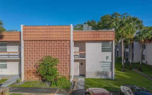 7610 Stirling Rd #207F Davie, FL 33024