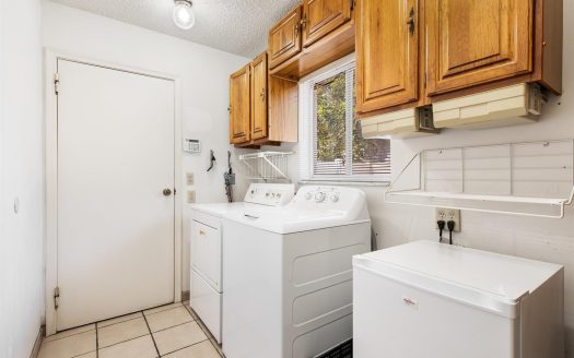 8491 SW 30th St Davie, FL 33328-1805