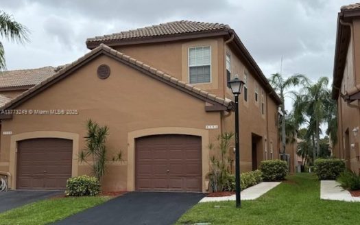 1554 Coronado Rd #6-34 Weston, FL 33327