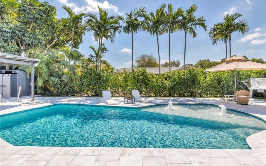 10660 NW 44 Coral Springs, FL 33065