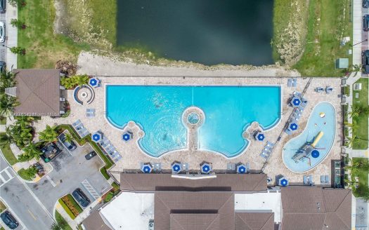 9332 SW 171st Ave #LOT 4 BLK 2 Miami, FL 33196