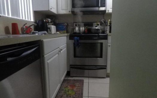 1501 Crescent D31 Circle #D31 Lake Park, FL 33403