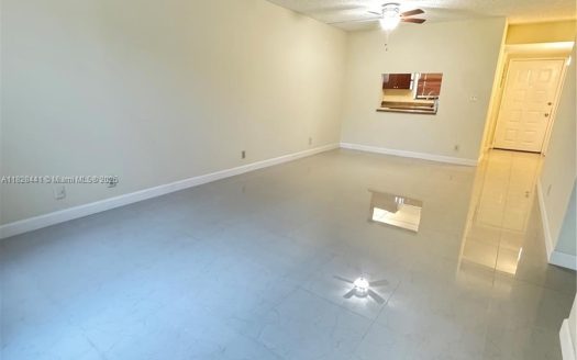 11441 NW 39th Ct #219-3 Coral Springs, FL 33065