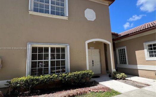 16206 Emerald Cove Rd Weston, FL 33331