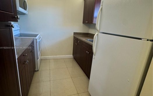 11441 NW 39th Ct #219-3 Coral Springs, FL 33065