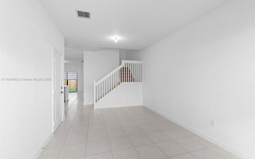 15983 Sw 2nd Pl,  Pembroke Pines, FL 33027-1455