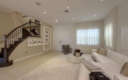 9709 Blue Isle Bay Parkland, FL 33076