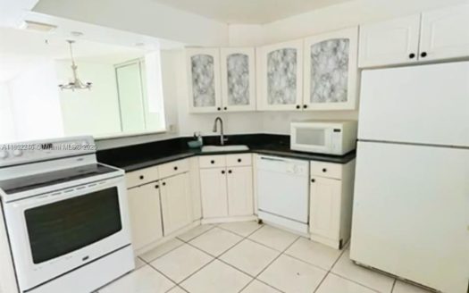 3360 Spanish Moss Ter #204 Lauderhill, FL 33319