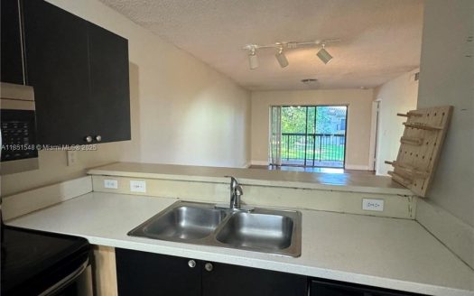 9969 Nob Hill Ct #9969 Sunrise, FL 33351