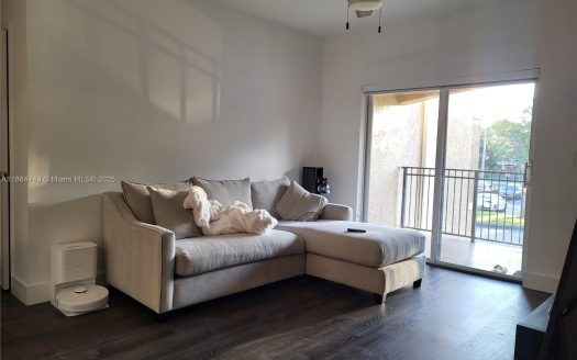 101 SW 117th Ave #7205,  Pembroke Pines, FL 33025