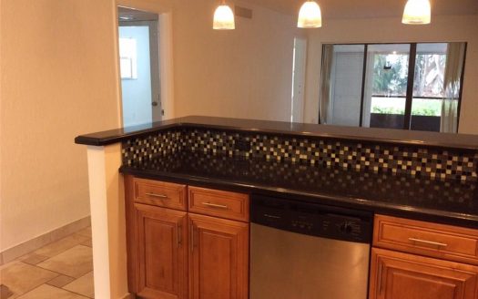 2313 S Cypress Bend Dr #122B Pompano Beach, FL 33069