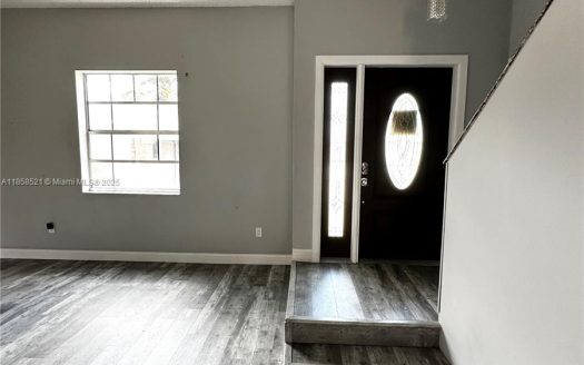 506 Danville Ter Davie, FL 33325