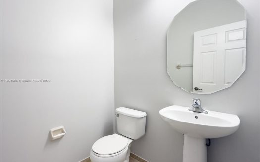 8763 NW 112th Pl #. Doral, FL 33178